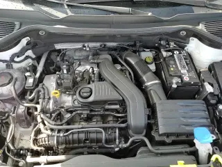 ✅ 2022 Volkswagen Taos SE • VIN: 3VVYX7B28NM023165 • Лот: 66815215. Опубликован ранее на Copart с пробегом 56 369 миль. Бесплатный доступ к архиву аукционных продаж из США и подробный отчёт об истории автомобиля на DreamBid. Изображение 16.