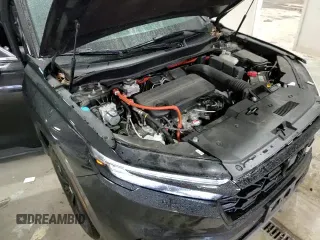 ✅ 2024 Honda CR-V Sport-L • VIN: 7FARS6H84RE043676 • Lot: 90803755. Wystawiony na Copart z przebiegiem 23 643 mil. Bezpłatny archiwum sprzedaży aukcyjnych z USA i szczegółowy raport historii pojazdu na DreamBid. Zdjęcie 14.