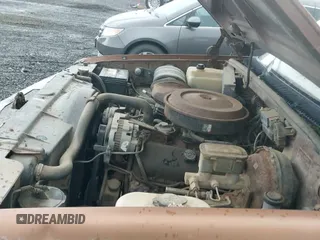 ✅ 1989 GMC Sierra 3500 • VIN: 1GTGK34N0KE542964 • Lot: 43687021. Listed on IAAI with 149,730 mi. Free auction sales archive from the USA and detailed vehicle history report at DreamBid. Image 12.