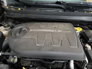 ✅ 2018 Jeep Cherokee Trailhawk • VIN: 1C4PJMBX4JD562345 • Лот: 87070085. Опубликован ранее на Copart с пробегом 88 816 миль. Бесплатный доступ к архиву аукционных продаж из США и подробный отчёт об истории автомобиля на DreamBid. Изображение 14.