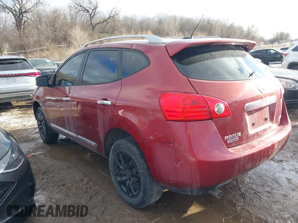 ✅ 2015 Nissan Rogue S • VIN: JN8AS5MV1FW766878 • Lot: 44313395. Wystawiony na IAAI z przebiegiem 143 784 mil. Bezpłatny archiwum sprzedaży aukcyjnych z USA i szczegółowy raport historii pojazdu na DreamBid. Zdjęcie 3.