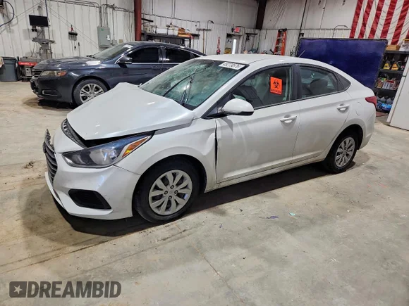 ✅ 2021 Hyundai Accent SE • VIN: 3KPC24A64ME138459 • Лот: 49279576. Опубликован ранее на Copart с пробегом Не указан. Бесплатный доступ к архиву аукционных продаж из США и подробный отчёт об истории автомобиля на DreamBid. Изображение 1.
