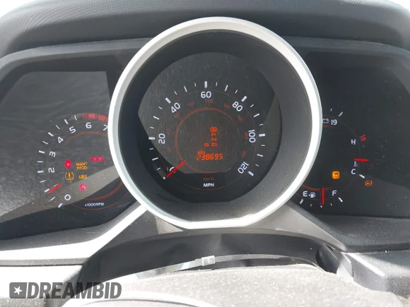 ✅ 2011 Toyota 4Runner Trail • VIN: JTEBU5JR2B5072133 • Lot: 42859088. Wystawiony na IAAI z przebiegiem 238 695 mil. Bezpłatny archiwum sprzedaży aukcyjnych z USA i szczegółowy raport historii pojazdu na DreamBid. Zdjęcie 7.