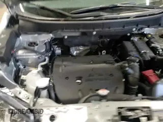 ✅ 2025 Mitsubishi Outlander S • VIN: JA4ARUAU9SU010289 • Лот: 90983425. Опубликован ранее на Copart с пробегом 7 181 миль. Бесплатный доступ к архиву аукционных продаж из США и подробный отчёт об истории автомобиля на DreamBid. Изображение 14.