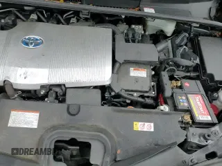 ✅ 2018 Toyota Prius Plus • VIN: JTDKARFP0J3095318 • Lot: 86113475. Listed on Copart with 137,838 mi. Free auction sales archive from the USA and detailed vehicle history report at DreamBid. Image 13.