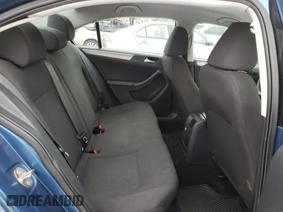 ✅ 2015 Volkswagen Jetta SE • VIN: 3VWD17AJXFM418938 • Lot: 38676963. Wystawiony na Copart z przebiegiem 99 323 mil. Bezpłatny archiwum sprzedaży aukcyjnych z USA i szczegółowy raport historii pojazdu na DreamBid. Zdjęcie 10.