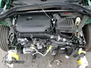 ✅ 2024 MINI Countryman Cooper S • VIN: WMZ83BR06R3R68821 • Lot: 83771515. Listed on Copart with 11,687 mi. Free auction sales archive from the USA and detailed vehicle history report at DreamBid. Image 14.