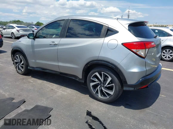 ✅ 2020 Honda HR-V Sport • VIN: 3CZRU5H15LM709928 • Lot: 44957710. Wystawiony na IAAI z przebiegiem 43 312 mil. Bezpłatny archiwum sprzedaży aukcyjnych z USA i szczegółowy raport historii pojazdu na DreamBid. Zdjęcie 3.