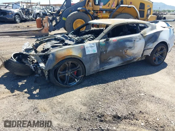 ✅ 2021 Chevrolet Camaro 2SS • VIN: 1G1FH1R7XM0127748 • Lot: 43151849. Wystawiony na IAAI z przebiegiem Nie podano. Bezpłatny archiwum sprzedaży aukcyjnych z USA i szczegółowy raport historii pojazdu na DreamBid. Zdjęcie 2.