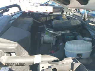 ✅ 2005 Chevrolet Silverado 2500HD LS • VIN: 1GCHK23225F829520 • Lot: 43518276. Wystawiony na IAAI z przebiegiem 276 568 mil. Bezpłatny archiwum sprzedaży aukcyjnych z USA i szczegółowy raport historii pojazdu na DreamBid. Zdjęcie 20.