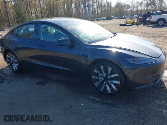 ✅ 2024 Tesla Model 3 • VIN: 5YJ3E1EA6RF842684 • Лот: 44806149. Опубліковано раніше на IAAI з пробігом 18 367 миль. Безкоштовний доступ до архіву аукціонних продажів зі США та докладний звіт про історію автомобіля на DreamBid. Зображення 1.
