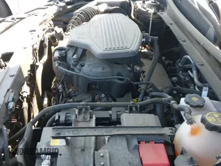 ✅ 2022 Cadillac XT6 Premium Luxury • VIN: 1GYKPCRS3NZ156413 • Lot: 41952856. Wystawiony na IAAI z przebiegiem 40 046 mil. Bezpłatny archiwum sprzedaży aukcyjnych z USA i szczegółowy raport historii pojazdu na DreamBid. Zdjęcie 19.