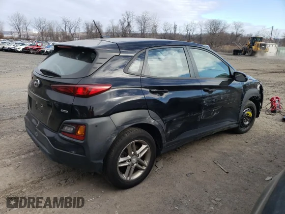 ✅ 2019 Hyundai Kona SE • VIN: KM8K1CAA1KU241054 • Lot: 71996682. Wystawiony na Copart z przebiegiem 78 780 mil. Bezpłatny archiwum sprzedaży aukcyjnych z USA i szczegółowy raport historii pojazdu na DreamBid. Zdjęcie 3.