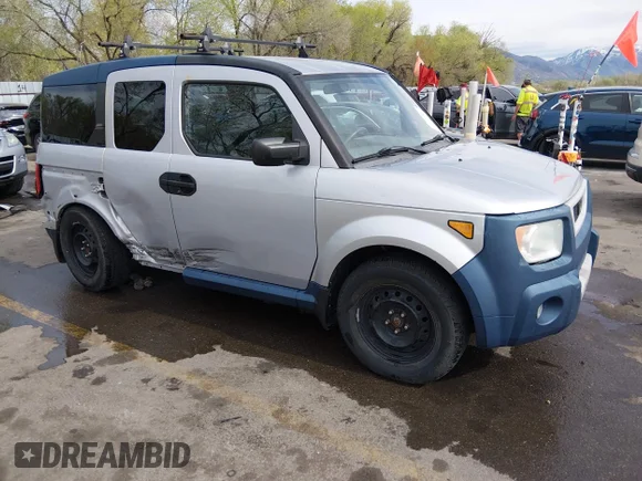 ✅ 2005 Honda Element EX • VIN: 5J6YH28665L029910 • Лот: 44731796. Опубліковано раніше на IAAI з пробігом 172 179 миль. Безкоштовний доступ до архіву аукціонних продажів зі США та докладний звіт про історію автомобіля на DreamBid. Зображення 1.
