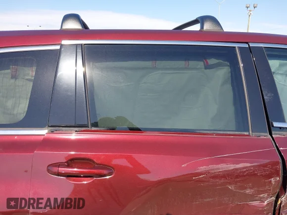 ✅ 2019 Toyota Highlander LE Plus • VIN: 5TDZZRFH4KS299796 • Lot: 44291126. Wystawiony na IAAI z przebiegiem Nie podano. Bezpłatny archiwum sprzedaży aukcyjnych z USA i szczegółowy raport historii pojazdu na DreamBid. Zdjęcie 8.