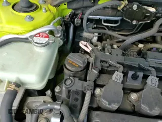 ✅ 2019 Honda Civic Si • VIN: 2HGFC3A53KH750005 • Lot: 71533455. Wystawiony na Copart z przebiegiem 95 697 mil. Bezpłatny archiwum sprzedaży aukcyjnych z USA i szczegółowy raport historii pojazdu na DreamBid. Zdjęcie 16.