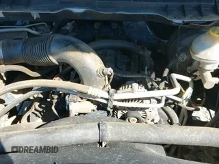 ✅ 2018 Ram 1500 Express • VIN: 1C6RR6FT8JS132373 • Lot: 41824250. Wystawiony na IAAI z przebiegiem 196 671 mil. Bezpłatny archiwum sprzedaży aukcyjnych z USA i szczegółowy raport historii pojazdu na DreamBid. Zdjęcie 19.