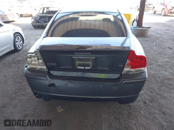 ✅ 2007 Volvo S60 2.4L Turbo • VIN: YV1RS547972614902 • Lot: 41700280. Wystawiony na IAAI z przebiegiem 46 555 mil. Bezpłatny archiwum sprzedaży aukcyjnych z USA i szczegółowy raport historii pojazdu na DreamBid. Zdjęcie 6.
