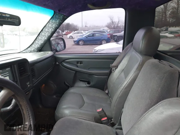 ✅ 2002 GMC Sierra 1500 SL • VIN: 1GTEK14V12Z250793 • Lot: 43890559. Wystawiony na IAAI z przebiegiem 240 000 mil. Bezpłatny archiwum sprzedaży aukcyjnych z USA i szczegółowy raport historii pojazdu na DreamBid. Zdjęcie 5.