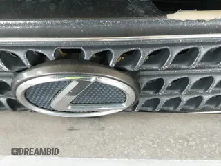 ✅ 2004 Lexus IS 300/350 • VIN: JTHBD192440082889 • Lot: 42869747. Wystawiony na IAAI z przebiegiem 220 688 mil. Bezpłatny archiwum sprzedaży aukcyjnych z USA i szczegółowy raport historii pojazdu na DreamBid. Zdjęcie 19.