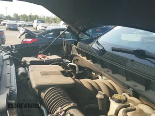 ✅ 2019 Chevrolet Silverado 1500 RST • VIN: 1GCRYEED8KZ353738 • Lot: 40343310. Wystawiony na IAAI z przebiegiem 96 077 mil. Bezpłatny archiwum sprzedaży aukcyjnych z USA i szczegółowy raport historii pojazdu na DreamBid. Zdjęcie 19.