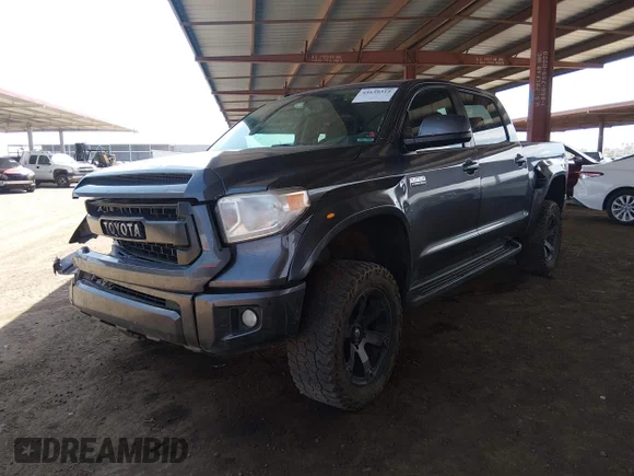 ✅ 2016 Toyota Tundra Platinum • VIN: 5TFAW5F12GX541570 • Lot: 45139315. Wystawiony na IAAI z przebiegiem 287 726 mil. Bezpłatny archiwum sprzedaży aukcyjnych z USA i szczegółowy raport historii pojazdu na DreamBid. Zdjęcie 2.