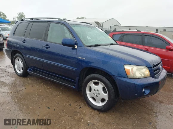 ✅ 2005 Toyota Highlander • VIN: JTEEP21A750115122 • Lot: 45165154. Listed on IAAI with 219,651 mi. Free auction sales archive from the USA and detailed vehicle history report at DreamBid. Image 1.