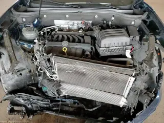 ✅ 2019 Volkswagen Atlas SEL • VIN: 1V2ER2CA0KC586601 • Lot: 67327055. Wystawiony na Copart z przebiegiem 60 047 mil. Bezpłatny archiwum sprzedaży aukcyjnych z USA i szczegółowy raport historii pojazdu na DreamBid. Zdjęcie 17.