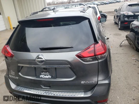 ✅ 2017 Nissan Rogue SL • VIN: 5N1AT2MV5HC827947 • Лот: 69748212. Опубликован ранее на Copart с пробегом 83 058 миль. Бесплатный доступ к архиву аукционных продаж из США и подробный отчёт об истории автомобиля на DreamBid. Изображение 6.