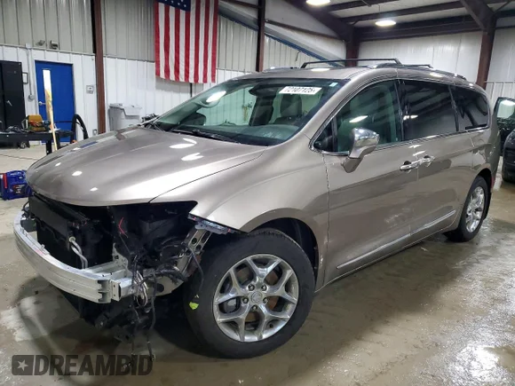 ✅ 2017 Chrysler Pacifica Limited • VIN: 2C4RC1GG3HR565089 • Lot: 72107125. Wystawiony na Copart z przebiegiem 62 001 mil. Bezpłatny archiwum sprzedaży aukcyjnych z USA i szczegółowy raport historii pojazdu na DreamBid. Zdjęcie 1.