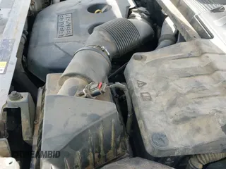 ✅ 2013 Land Rover Range Rover Evoque Prestige Premium • VIN: SALVV2BG4DH820143 • Лот: 43294961. Опубликован ранее на IAAI с пробегом 125 392 миль. Бесплатный доступ к архиву аукционных продаж из США и подробный отчёт об истории автомобиля на DreamBid. Изображение 18.