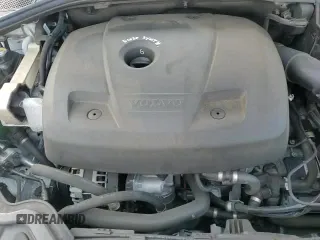 ✅ 2017 Volvo V60 • VIN: YV440MWK1H1038356 • Лот: 80311955. Опубликован ранее на Copart с пробегом 73 767 миль. Бесплатный доступ к архиву аукционных продаж из США и подробный отчёт об истории автомобиля на DreamBid. Изображение 14.