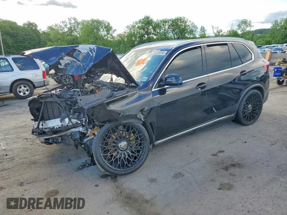 ✅ 2021 BMW X5 xDrive40i • VIN: 5UXCR6C0XM9E76454 • Лот: 54820256. Опубліковано раніше на Copart з пробігом 67 388 миль. Безкоштовний доступ до архіву аукціонних продажів зі США та докладний звіт про історію автомобіля на DreamBid. Зображення 1.