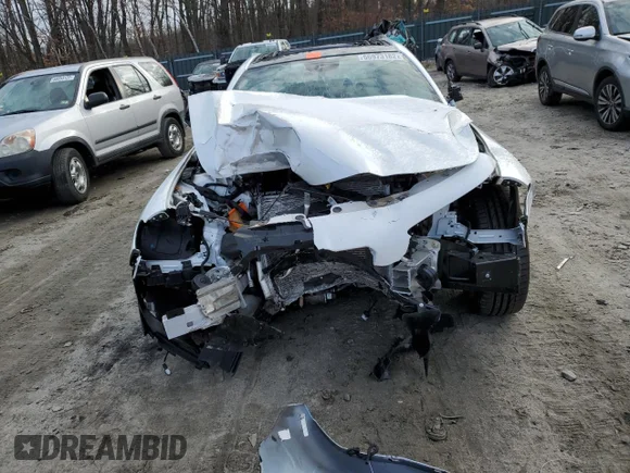 ✅ 2019 Alfa Romeo Giulia Ti Sport • VIN: ZARFANBN8K7604490 • Lot: 66973182. Wystawiony na Copart z przebiegiem Nie podano. Bezpłatny archiwum sprzedaży aukcyjnych z USA i szczegółowy raport historii pojazdu na DreamBid. Zdjęcie 5.