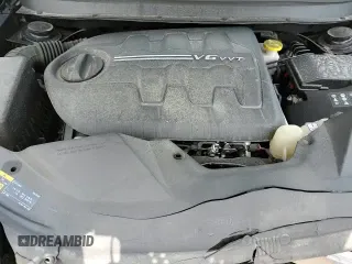 ✅ 2020 Jeep Cherokee Altitude • VIN: 1C4PJMLX8LD640675 • Lot: 66477735. Wystawiony na Copart z przebiegiem 43 277 mil. Bezpłatny archiwum sprzedaży aukcyjnych z USA i szczegółowy raport historii pojazdu na DreamBid. Zdjęcie 15.