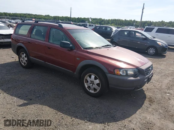 ✅ 2001 Volvo V70 • VIN: YV1SZ58D111044386 • Lot: 45300649. Wystawiony na IAAI z przebiegiem 200 937 mil. Bezpłatny archiwum sprzedaży aukcyjnych z USA i szczegółowy raport historii pojazdu na DreamBid. Zdjęcie 1.