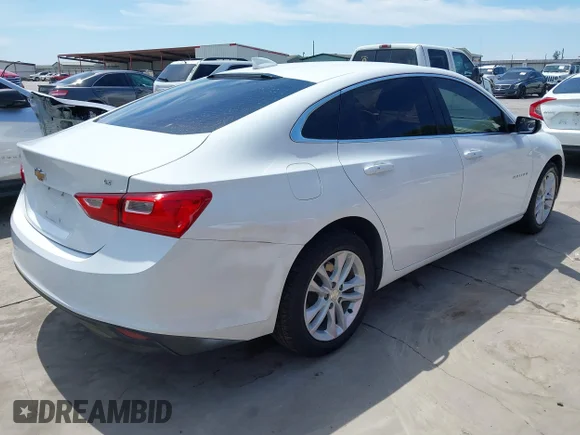 ✅ 2018 Chevrolet Malibu LT • VIN: 1G1ZD5ST7JF226737 • Lot: 43155620. Wystawiony na IAAI z przebiegiem 156 156 mil. Bezpłatny archiwum sprzedaży aukcyjnych z USA i szczegółowy raport historii pojazdu na DreamBid. Zdjęcie 4.