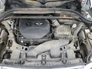 ✅ 2018 MINI Countryman Cooper S • VIN: WMZYT3C35J3E93369 • Lot: 94733625. Wystawiony na Copart z przebiegiem 133 515 mil. Bezpłatny archiwum sprzedaży aukcyjnych z USA i szczegółowy raport historii pojazdu na DreamBid. Zdjęcie 13.