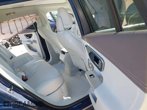 ✅ 2023 Mercedes-Benz EQE 500 • VIN: 4JGGM2CB1PA005185 • Lot: 43904774. Wystawiony na IAAI z przebiegiem 25 624 mil. Bezpłatny archiwum sprzedaży aukcyjnych z USA i szczegółowy raport historii pojazdu na DreamBid. Zdjęcie 8.