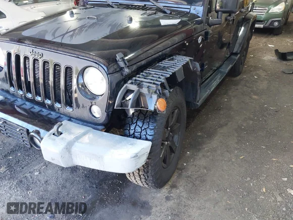✅ 2014 Jeep Wrangler Unlimited Sahara • VIN: 1C4BJWEG7EL320887 • Lot: 43495508. Wystawiony na IAAI z przebiegiem 135 424 mil. Bezpłatny archiwum sprzedaży aukcyjnych z USA i szczegółowy raport historii pojazdu na DreamBid. Zdjęcie 6.