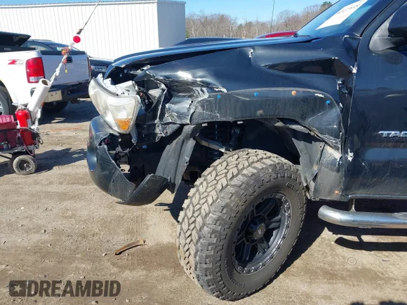 ✅ 2006 Toyota Tacoma • VIN: 5TEMU52N46Z295446 • Lot: 44922695. Wystawiony na IAAI z przebiegiem 183 229 mil. Bezpłatny archiwum sprzedaży aukcyjnych z USA i szczegółowy raport historii pojazdu na DreamBid. Zdjęcie 6.