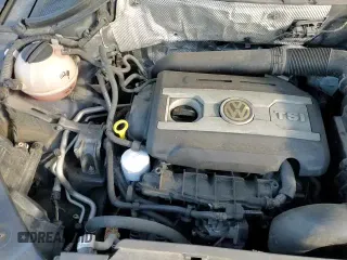 ✅ 2017 Volkswagen Tiguan S • VIN: WVGAV7AX7HK028836 • Lot: 85532635. Listed on Copart with 99,485 mi. Free auction sales archive from the USA and detailed vehicle history report at DreamBid. Image 15.