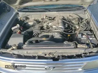 ✅ 1997 Toyota T100 SR5 • VIN: JT4TN14D3V0031106 • Lot: 83483654. Wystawiony na Copart z przebiegiem 242 964 mil. Bezpłatny archiwum sprzedaży aukcyjnych z USA i szczegółowy raport historii pojazdu na DreamBid. Zdjęcie 13.