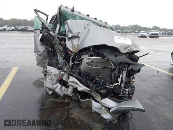 ✅ 2023 Ram 2500 Laramie • VIN: 3C6UR5FL2PG580757 • Lot: 44805890. Wystawiony na IAAI z przebiegiem Nie podano. Bezpłatny archiwum sprzedaży aukcyjnych z USA i szczegółowy raport historii pojazdu na DreamBid. Zdjęcie 6.