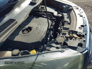 ✅ 2017 Ford Escape SE • VIN: 1FMCU0GD6HUA93326 • Lot: 43282931. Wystawiony na IAAI z przebiegiem 113 548 mil. Bezpłatny archiwum sprzedaży aukcyjnych z USA i szczegółowy raport historii pojazdu na DreamBid. Zdjęcie 19.