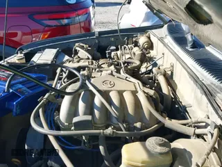 ✅ 2000 Toyota 4Runner SR5 • VIN: JT3GN86RXY0174887 • Lot: 43392218. Listed on IAAI with 325,727 mi. Free auction sales archive from the USA and detailed vehicle history report at DreamBid. Image 19.