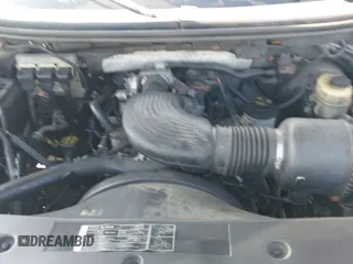 ✅ 2006 Ford F-150 XLT • VIN: 1FTRW14W86FB31225 • Lot: 43278774. Wystawiony na IAAI z przebiegiem 160 171 mil. Bezpłatny archiwum sprzedaży aukcyjnych z USA i szczegółowy raport historii pojazdu na DreamBid. Zdjęcie 19.