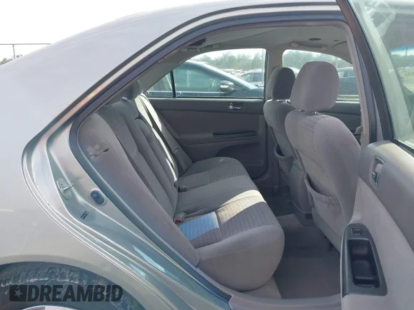 ✅ 2005 Toyota Camry SE • VIN: 4T1BE32K35U596288 • Lot: 43828298. Wystawiony na IAAI z przebiegiem 340 145 mil. Bezpłatny archiwum sprzedaży aukcyjnych z USA i szczegółowy raport historii pojazdu na DreamBid. Zdjęcie 8.