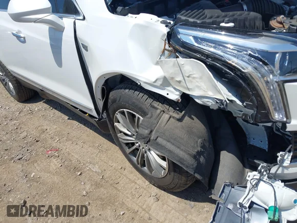 ✅ 2017 Cadillac XT5 Luxury AWD • VIN: 1GYKNDRSXHZ212525 • Лот: 42577707. Опубліковано раніше на IAAI з пробігом 81 451 миль. Безкоштовний доступ до архіву аукціонних продажів зі США та докладний звіт про історію автомобіля на DreamBid. Зображення 6.