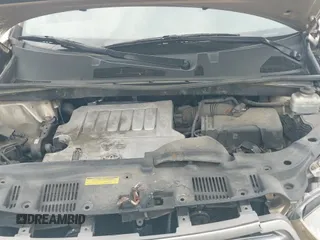 ✅ 2010 Toyota Highlander • VIN: 5TDBK3EH2AS013351 • Lot: 42905304. Wystawiony na IAAI z przebiegiem 240 756 mil. Bezpłatny archiwum sprzedaży aukcyjnych z USA i szczegółowy raport historii pojazdu na DreamBid. Zdjęcie 19.